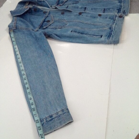 Levi's The Trucker Jacket Stonewash Denim Regular Fit Men's Size Small NWT - Picture 8 of 17